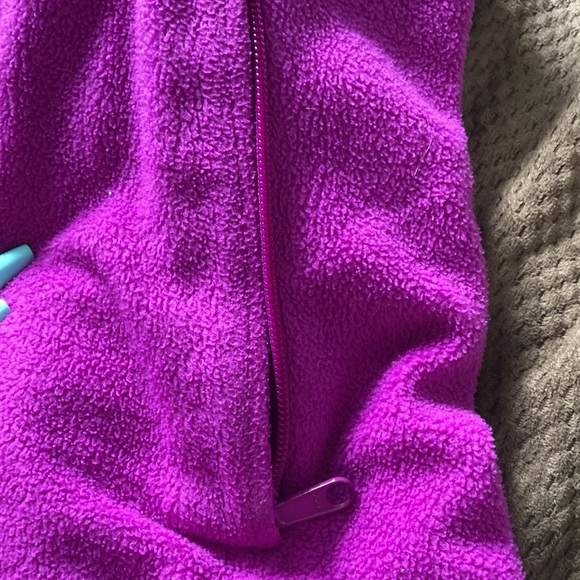 Women’s small Columbia Zip up jacket with zip up pockets - Picture 8 of 8